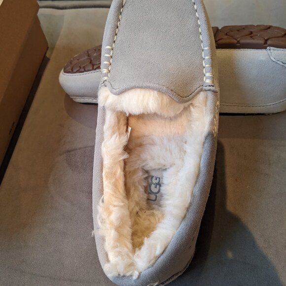 NEW UGG Ansley slippers, grey, size 7 - Picture 4 of 6